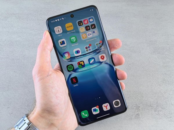 Comment un jeu de réflexion peut-il intégrer des mécaniques de déplacement innovantes pour une expérience unique ?